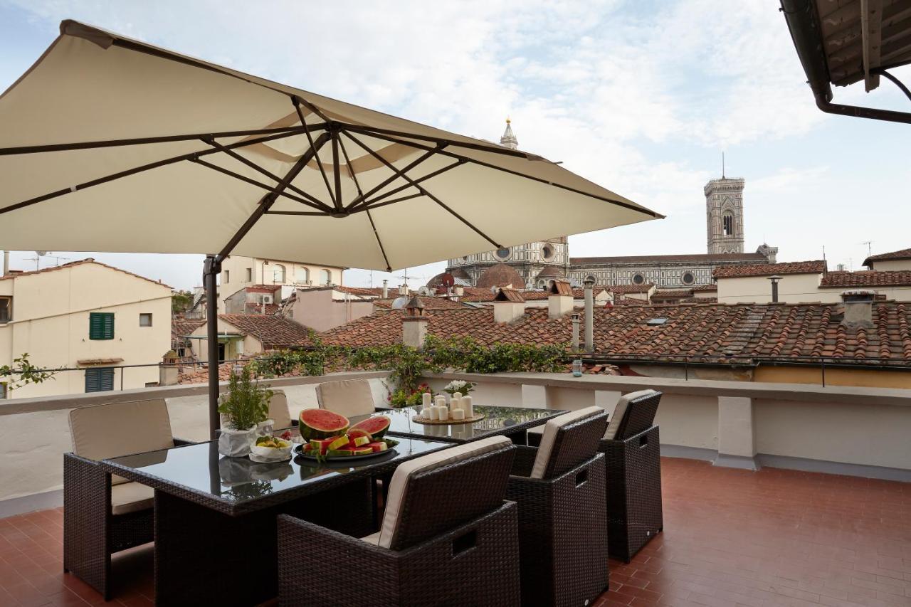 Penthouse With Big Terrace Duomo View Apartment Florence Exterior photo